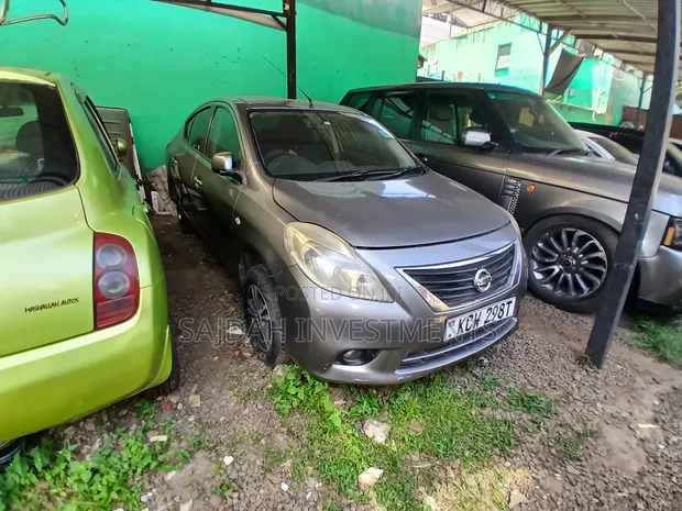 Nissan Latio 1.2 2013 Gray - 1