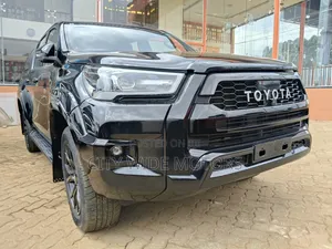 Toyota Hilux Double Cab 2022