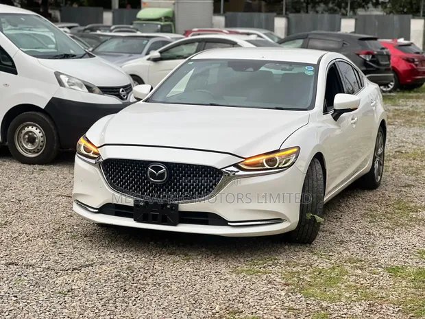 Mazda Atenza 2019 - 1