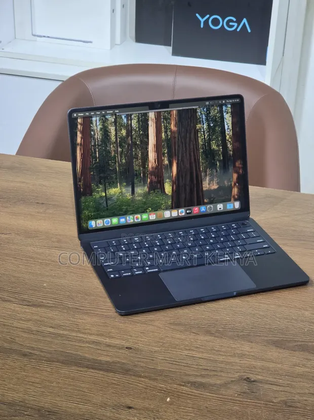 Apple MacBook Air 2025 M4 16GB RAM 512GB SSD - 1