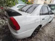 Mitsubishi Lancer 1999 White - 3