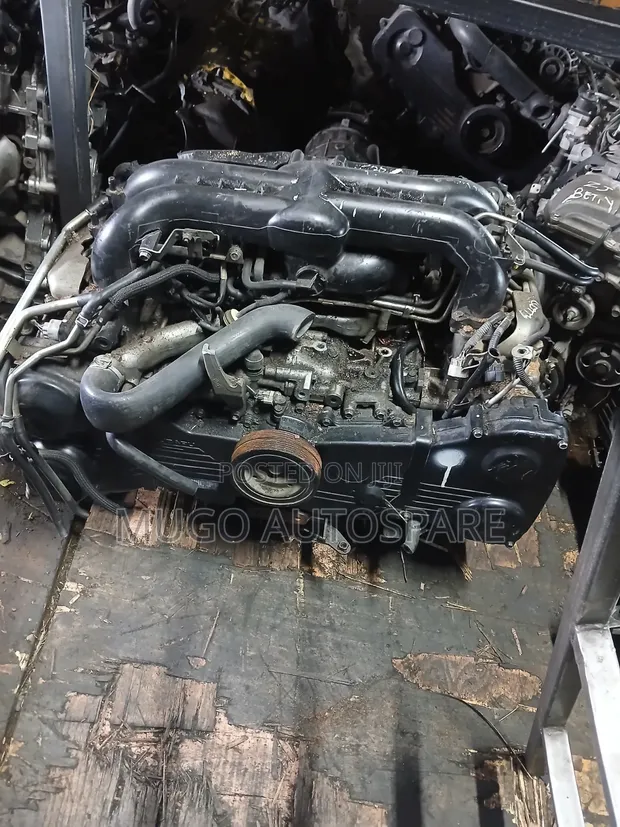 Subaru EJ25 Complete Engine (Non-Turbo) - 1