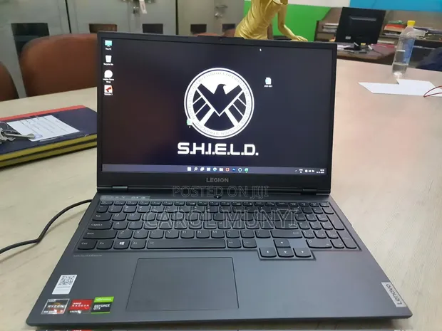 Lenovo Legion Gaming Laptop 16GB RAM 512GB SSD Black - 1