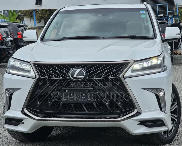 Lexus LX 570 AWD 2019 White - 1