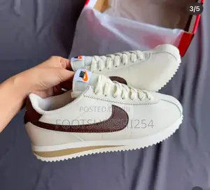 Nike Cortez Sneakers