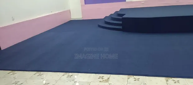 Modern Blue Wall-to-Wall Carpet - 1
