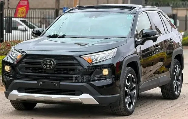 Toyota RAV4 Adventure 2019 Black - 1