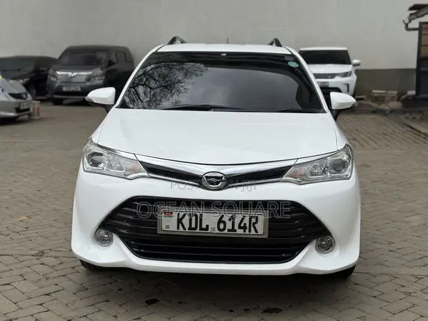 Toyota Corolla Fielder 1.5 Petrol FWD 2016 White - 1