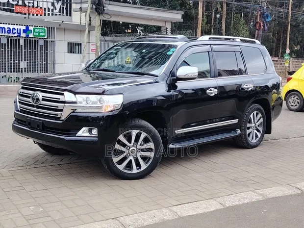 Toyota Land Cruiser 4.6 V8 ZX 2019 Black - 1