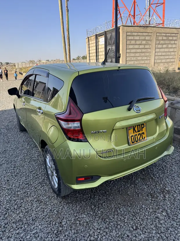 Nissan Note 1.2 Hybrid 2017 Green - 1