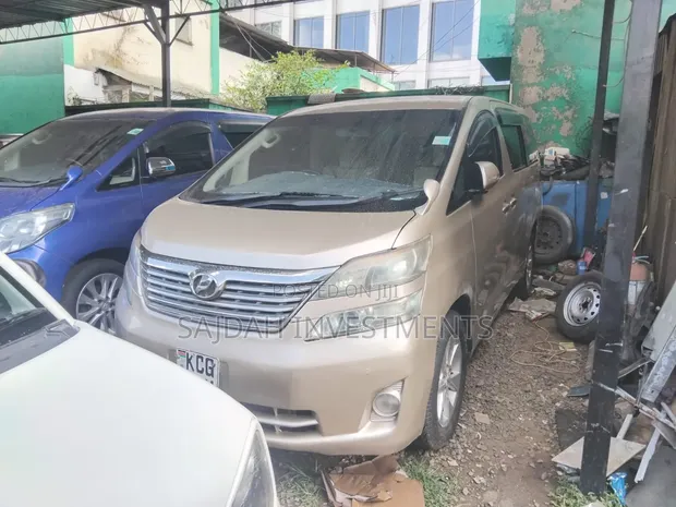 Toyota Vellfire V 3.5 V6 FWD 7-Seater 2008 Beige - 1