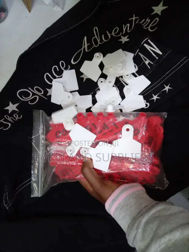 Ear Tags - Rain Ready (100 PCS) - 1