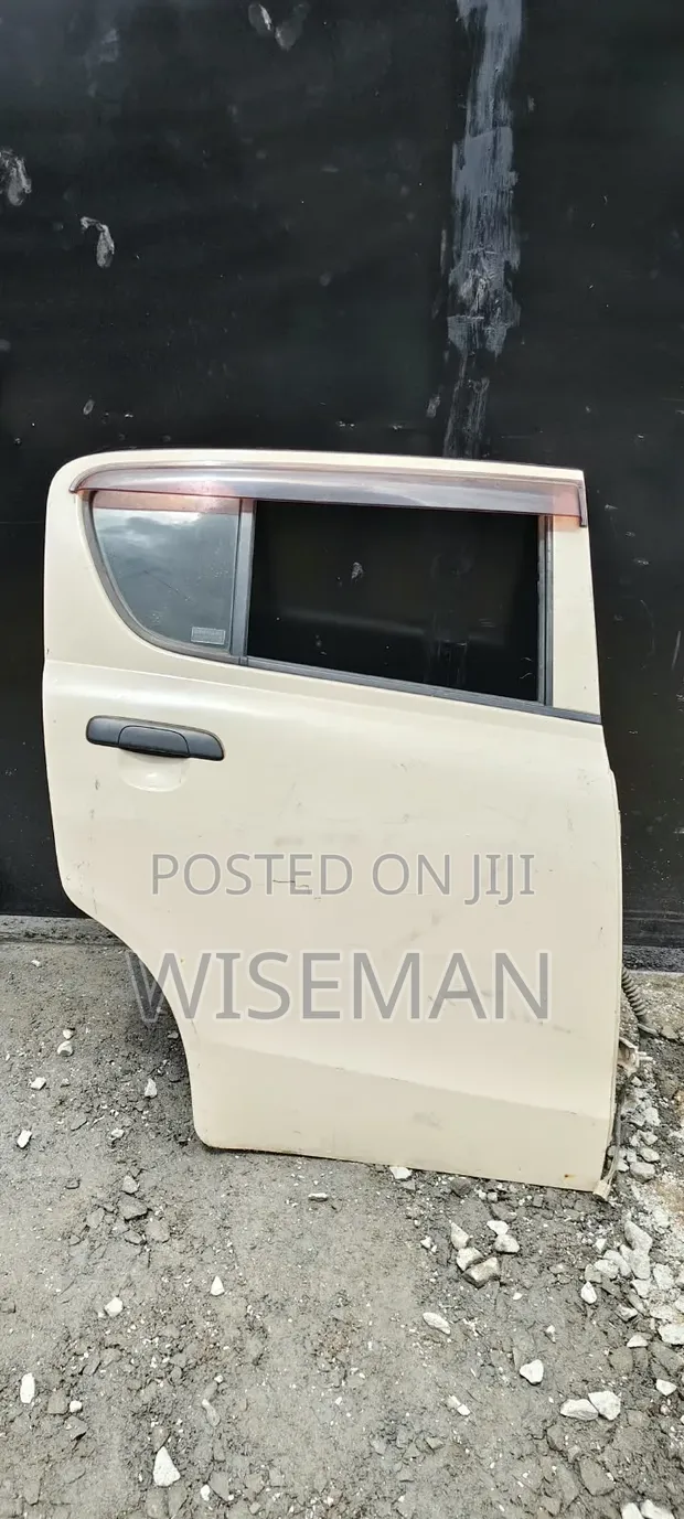Suzuki Alto Rear Doors - 1