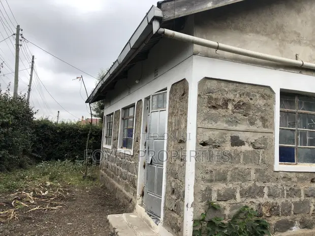 Nyumba ya Vyumba 3 Inauzwa Kandisi - 1