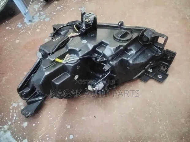 Mazda Demio 2018 Xenon Headlight (Used) - 1