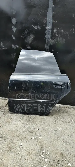 Subaru Legacy Outback BL5 Rear Door