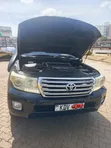 Toyota Land Cruiser 4.5 V8 DLX 2012 Nyeusi - 1