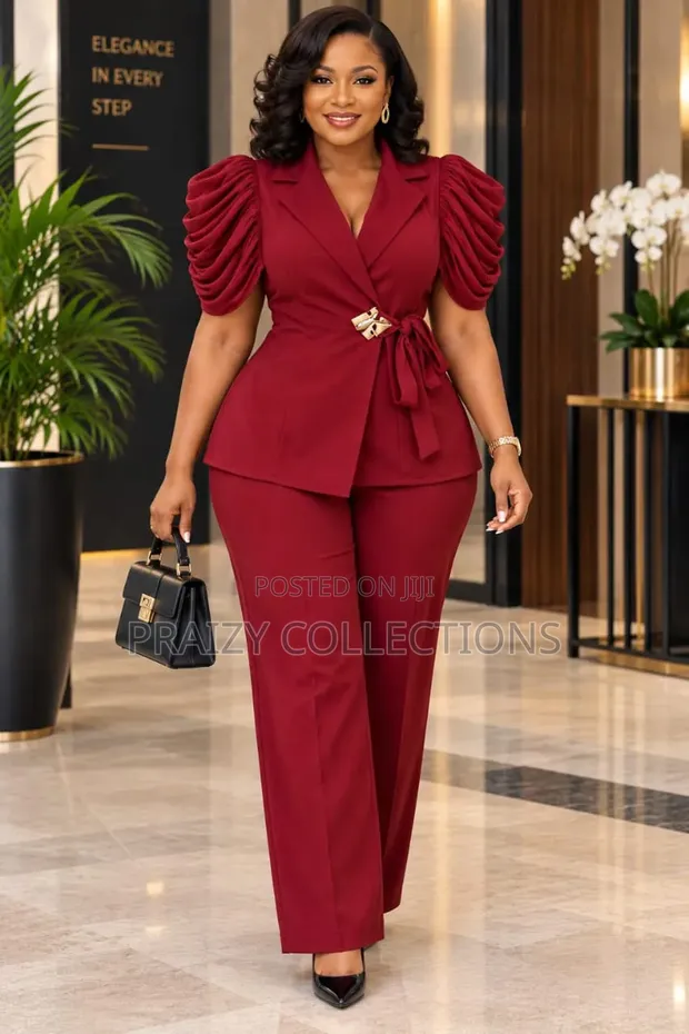 Elegant Ladies 2-Piece Trouser Suit - 1