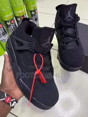 Nike Jordan 4 Sneakers