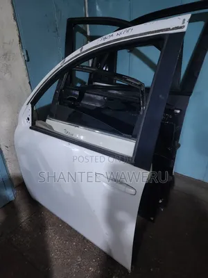 Toyota Sienta 2008 Front Left Door
