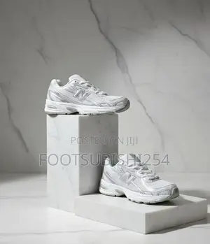 New Balance 740 Sneakers