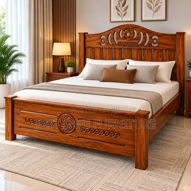 RegalCraft 5x6 Wooden Bed - 1