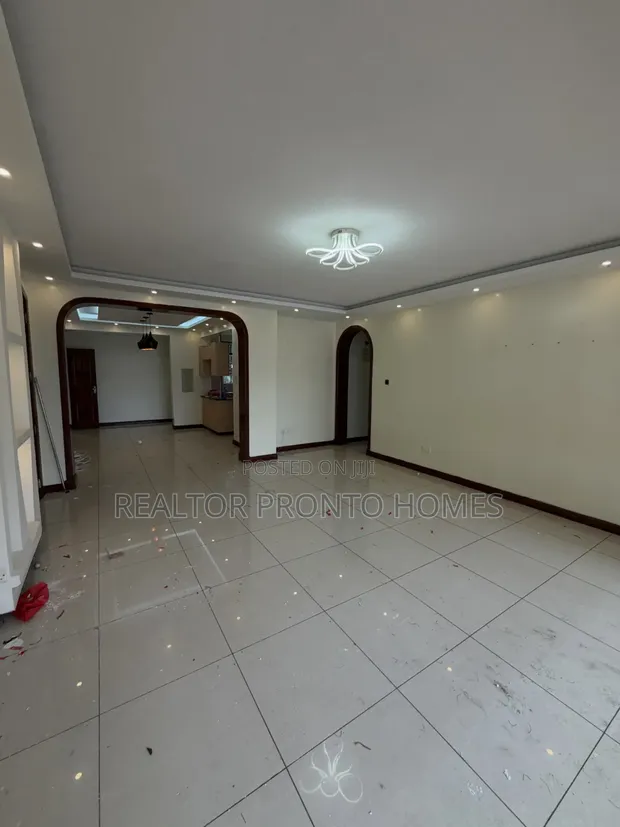 3 Bedroom Apartment with SQ for Rent in Lavington, Valley Arcade - 1