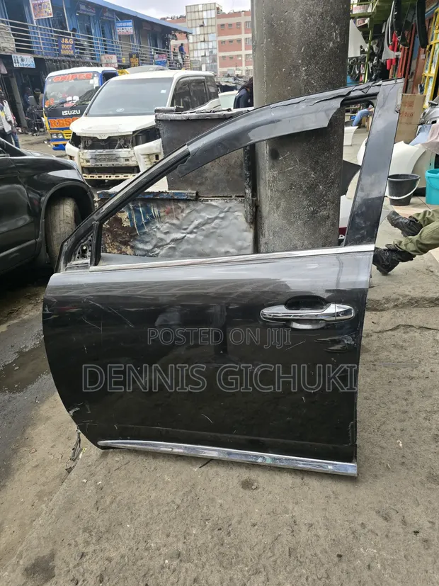 Toyota Harrier Front Door LH (2017) - 1