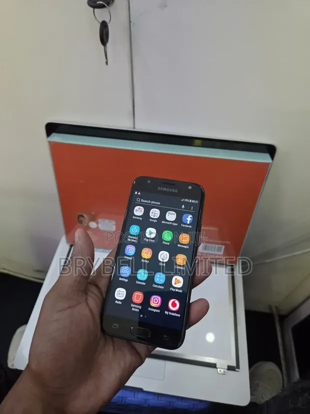 Samsung Galaxy J3 16GB Black - 1