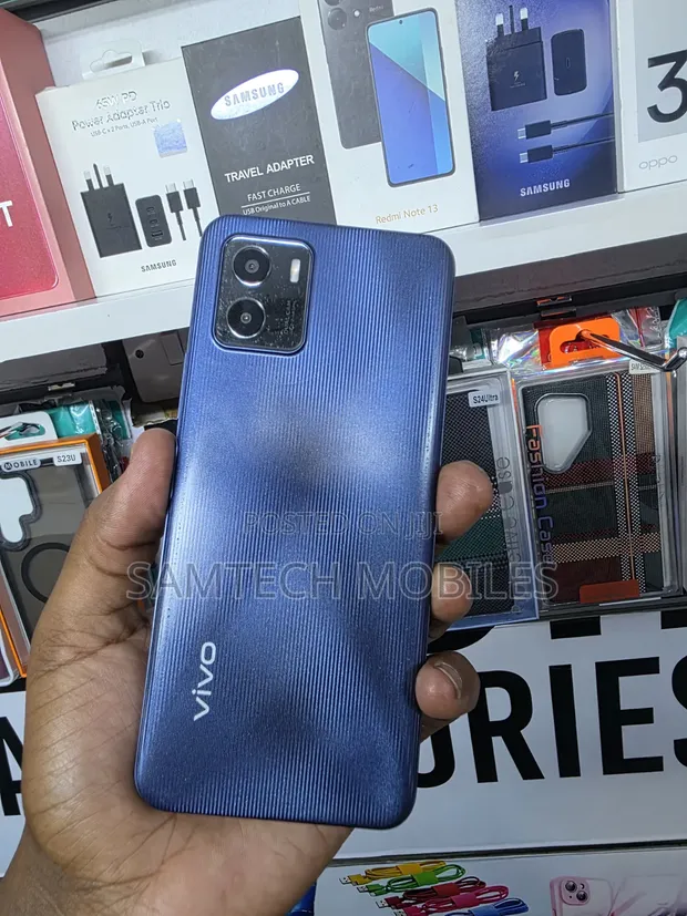 Vivo Y15s 32GB Blue - 1