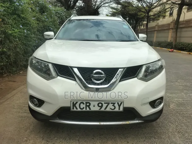 Nissan X-Trail 2014 White - 1