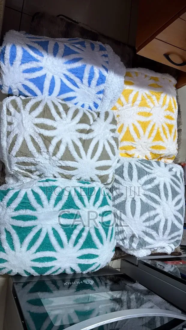 Sharp Floral Blanket - 1