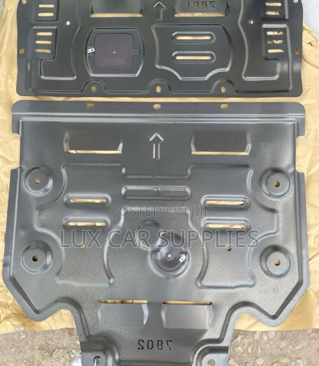 Audi A6/A7 Engine Cover Plate - 1