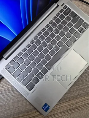 Lenovo Laptop 16GB RAM, Intel Core i5, 512GB SSD
