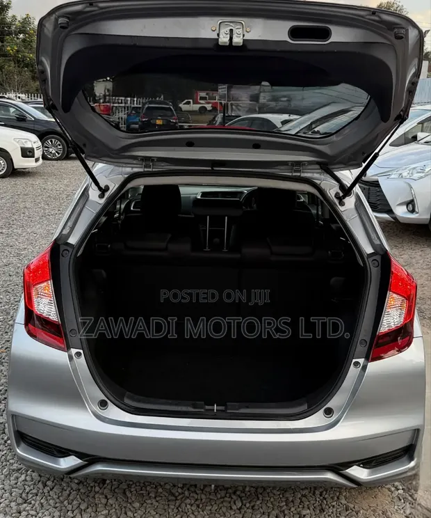Honda Fit EX 2019 Silver - 1