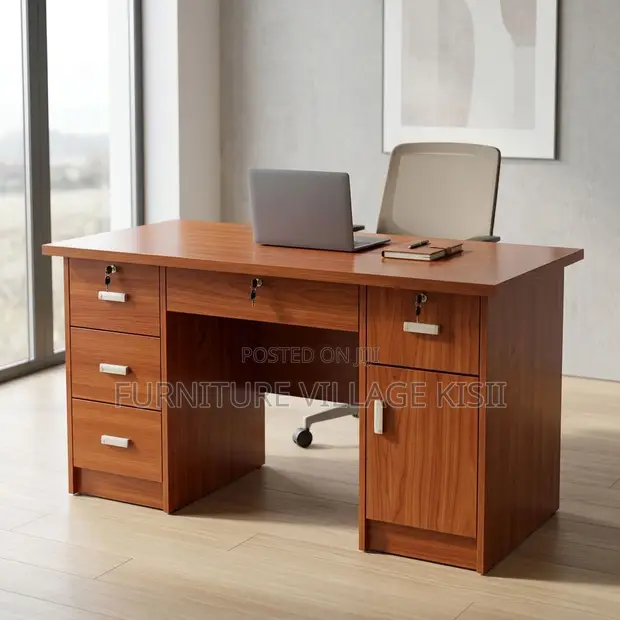 1.4m Straight Office Desk - 1