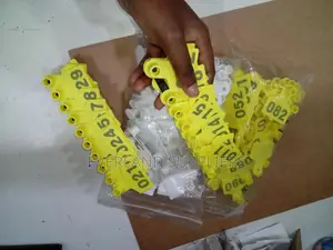 Durable Plastic Ear Tags - 100 PCS