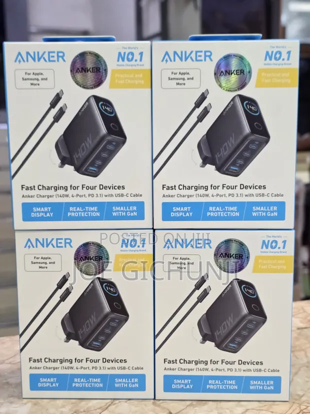 Anker 140W 4-Port Fast Charger with Smart Display - 1