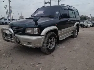 1998 Isuzu Trooper - Green, Fully Loaded