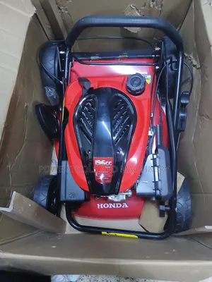 196cc Honda Petrol Lawn Mower - Brand New