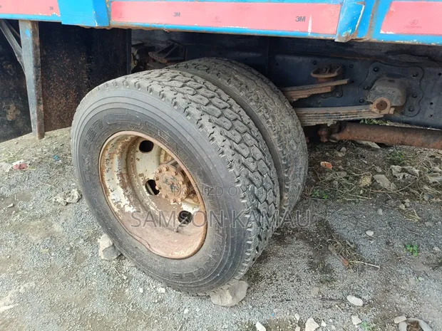 Hino 600 Rigid Truck - 1