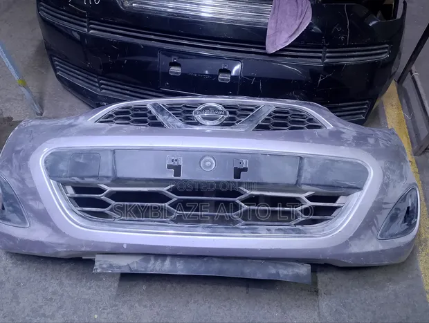 Nissan March Front Bumper (Used) - 1