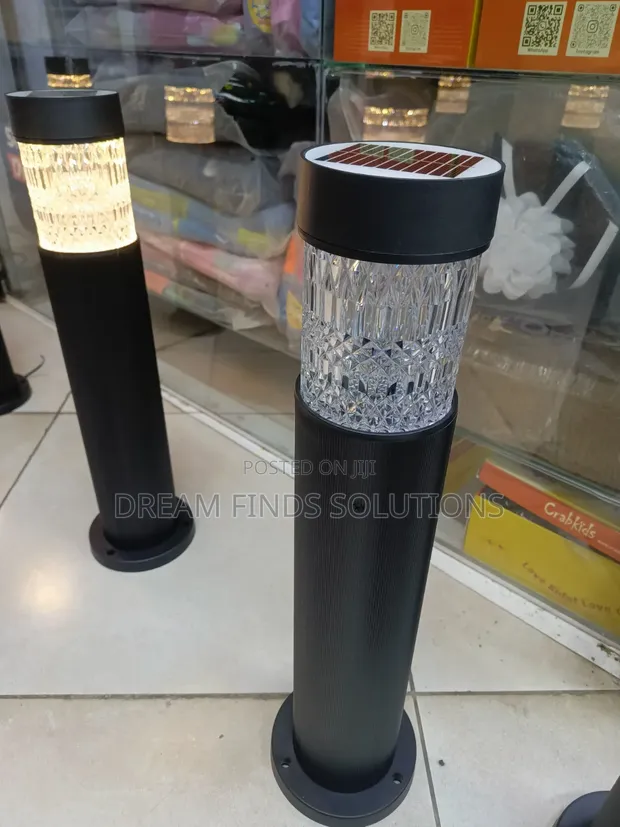The Onyx Prism Solar Pathway Beacon - 1