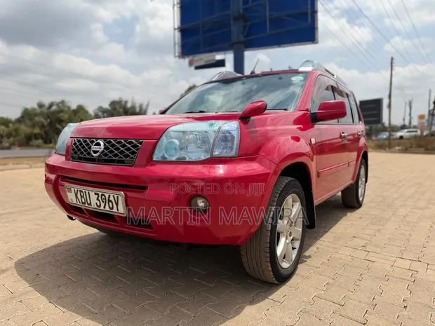 Nissan X-Trail 2006 Red - 1
