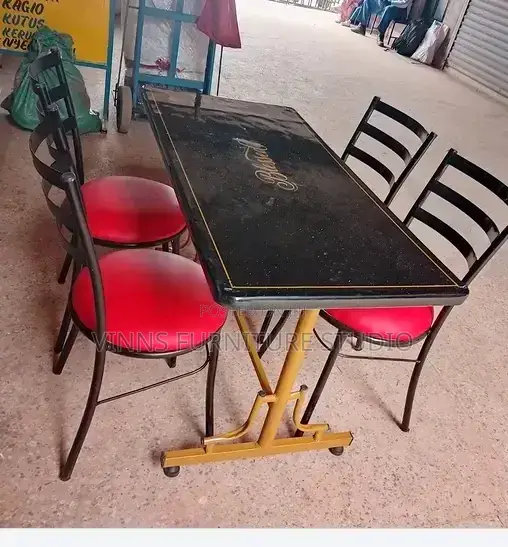 Hotel Dining Seats and Table - 1