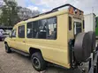Toyota Land Cruiser 2001 Gold - 2