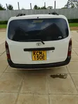 Toyota Probox 1.3 DX 2WD 2012 - 4