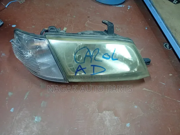 Nissan AD Van 2002 Headlight (Non-Xenon) & Corner Light - 1