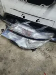 Nissan Serena C26 Xenon Headlight (Used) - 2
