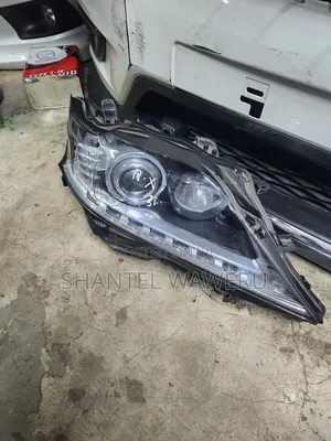 Lexus Headlight 2013